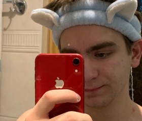 Ilya, 20, Omsk