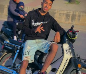 Ameen Lhxix, 20, Fes al Bali