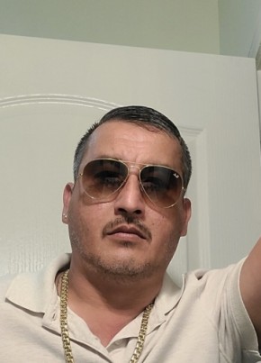Papi chulo, 49, United States of America, Laredo