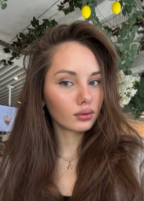 Екатерина из Саратова 27 лет
