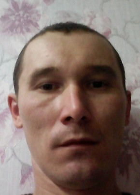 Александр, 36, Россия, Варнавино