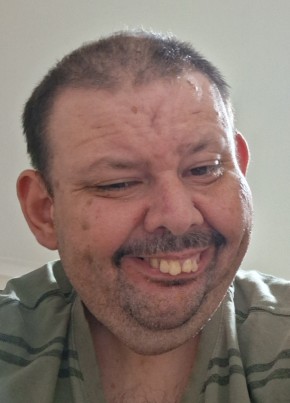 Raymond из Armadale 43 года
