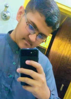 Yr, 19, پاکستان, لاہور