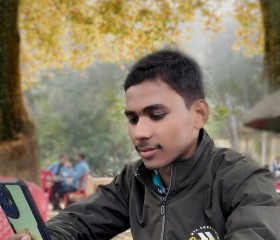 Varun, 20, Chunar