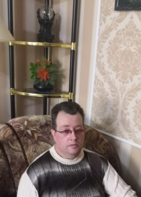 Роман из Великие Луки 56 лет