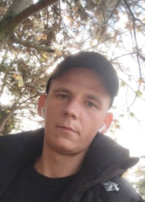 Богдан, 25, Россия, Николаевка