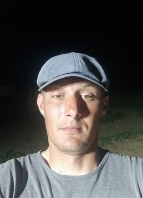 Артём, 31, Россия, Воинка