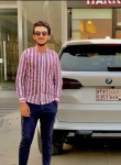 Besoo, 22, Riyadh