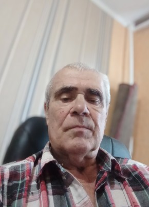 Роман из Донецка 65 лет
