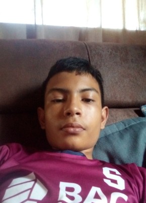 Andrés, 20, República de Costa Rica, San José (San José)