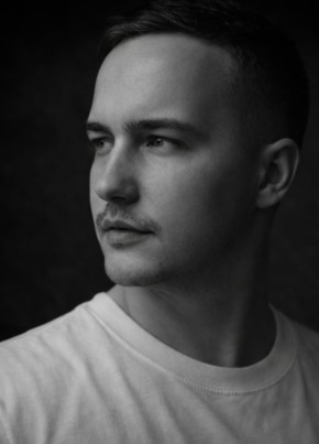 Roman, 30, Ukraine, Tokmak