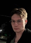 Maksim, 23, Moscow