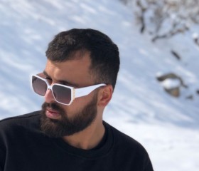 Dall, 21, Kahriz