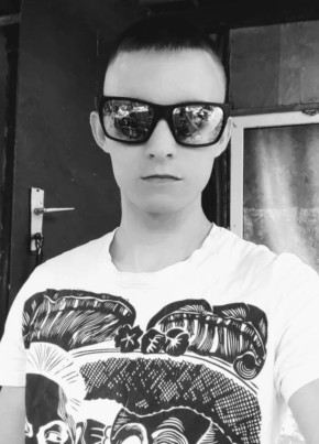 Никита из Киева 24 года