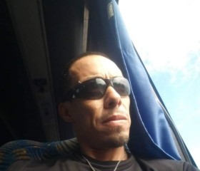 Matias, 37, Santa Fe de la Vera Cruz