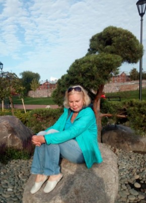 Линда, 60, Россия, Санкт-Петербург