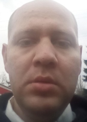 Валерий, 38, Россия, Железногорск (Курская обл.)
