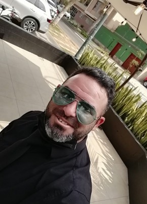Alonso Dañino, 38, República del Perú, Lima