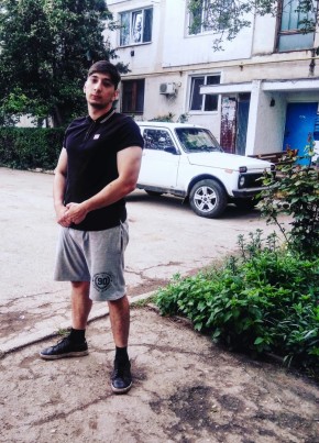 Maxim, 25, Россия, Симферополь