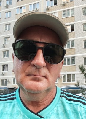 Андрей из Краснодара 52 года