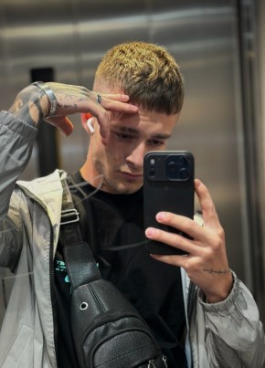 Stanislav из Saalfeld/Saale 21 год