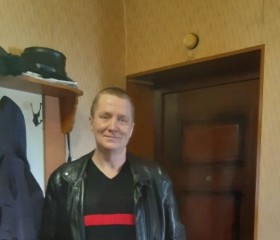 Виталий, 48 лет, Саратов