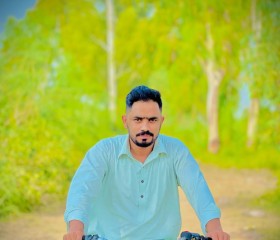 Kamran, 19, Jalalpur