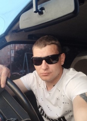 Александр, 31, Россия, Кумертау