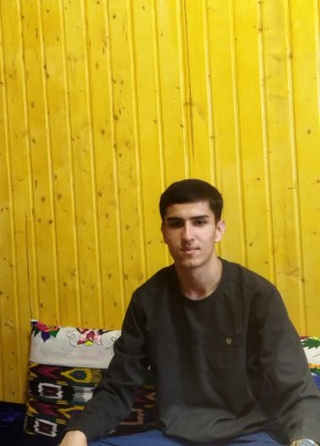 Tom, 23, Тоҷикистон, Душанбе