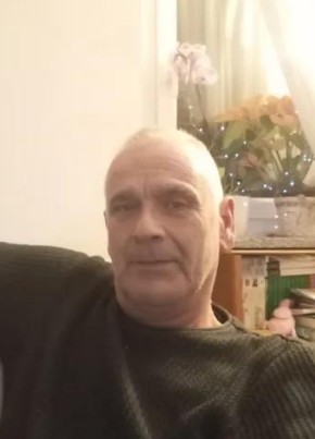 Алексей из Paris 59 лет