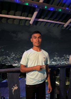 Sebastián из Medellín 24 года