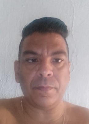 Rodrigo de Olive, 41, República Federativa do Brasil, Guarulhos