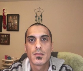 omar, 37 лет, Waukegan