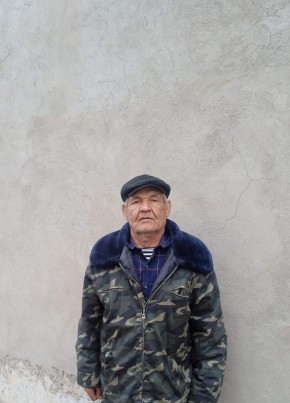 Мухиддин из Tirmiz 68 лет