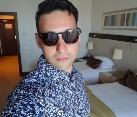 Massimo, 24, Montreal