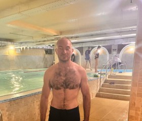 Vladimir, 39, Los Angeles