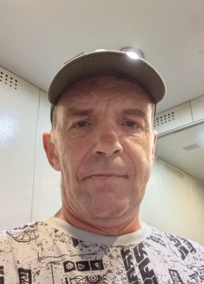 Андрей из Омска 49 лет