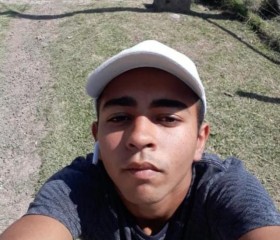 Gustavo, 18 лет, Araranguá