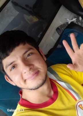 Victor, 20, República del Paraguay, Lambaré