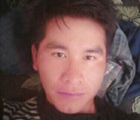 Lander, 30, Landerneau