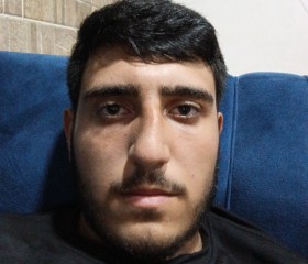 Kenaan, 18, Beirut