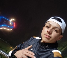 Carlos 😎, 20, Quito