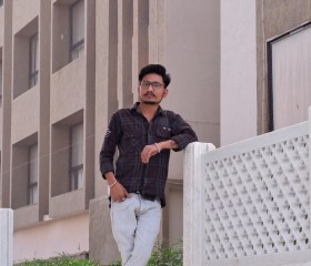 Mahesh Kumar, 25 лет, Ahmedabad