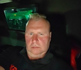 Mario, 41, York
