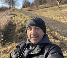 რომანი  Roman, 54, Weil im Schonbuch