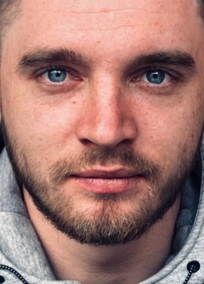 Андрей из Артема 29 лет