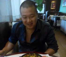 吴亦云, 37, Xiantao