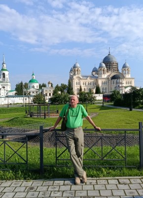 Степан из Екатеринбурга 36 лет