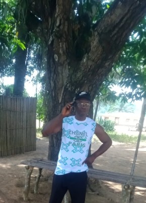 Bobbison C Dieye, 18, Liberia, Monrovia