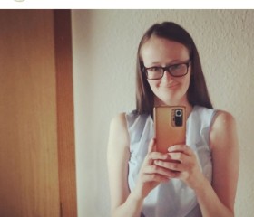 Dora, 26, Delbruck